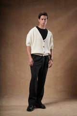 Knit cardigan boxy fit.