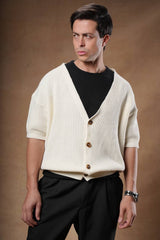 Knit cardigan boxy fit.